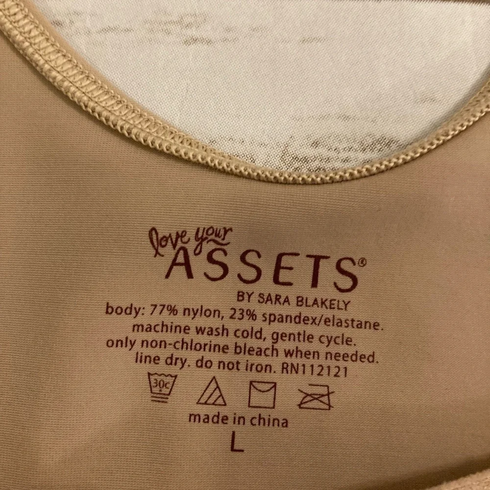 SPANX ASSETS Simplicity Tank Top Under Bust Shapewear Beige Size Large